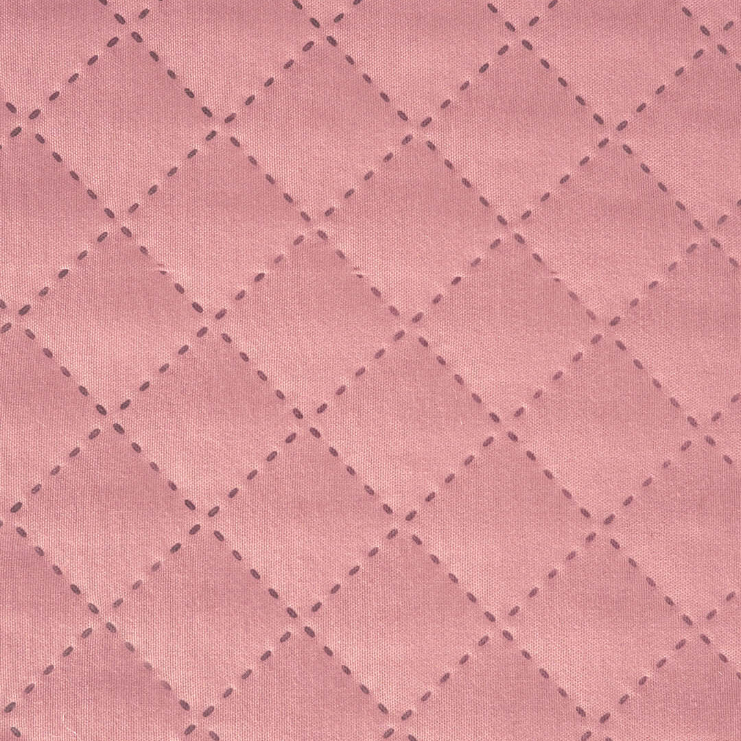 El Coordinado de Colcha Hotelera Violeta, es un completo juego de tonos violeta y un hermosos diseños de dientes de leon.